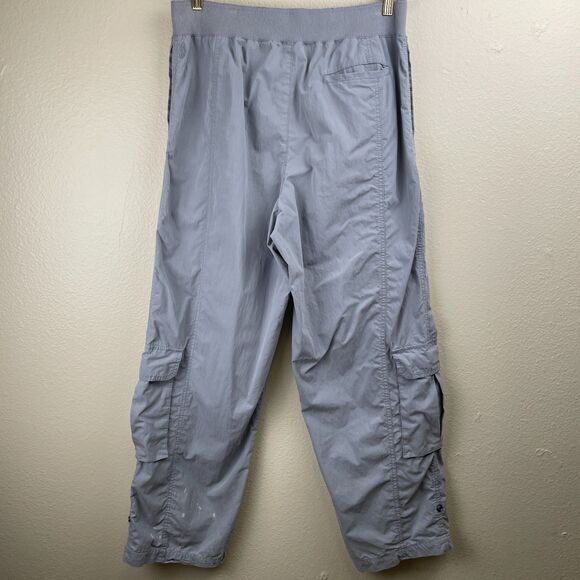 Free People FP Movement Mesmerize Me Cargo Pants Wmn L Gray Cropped Capri Grunge - Picture 1 of 13